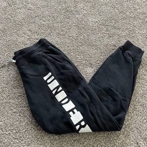 Meet your Posher, Emanuel